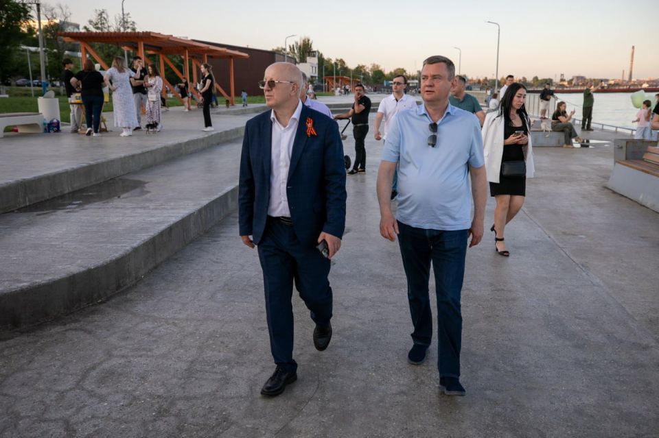 Олег Моргун: Встретил делегацию из Санкт-Петербурга во главе с вице-губернатором Кириллом Поляковым Олег Моргун: Встретил делегацию из Санкт-Петербурга во главе с вице-губернатором Кириллом Поляковым