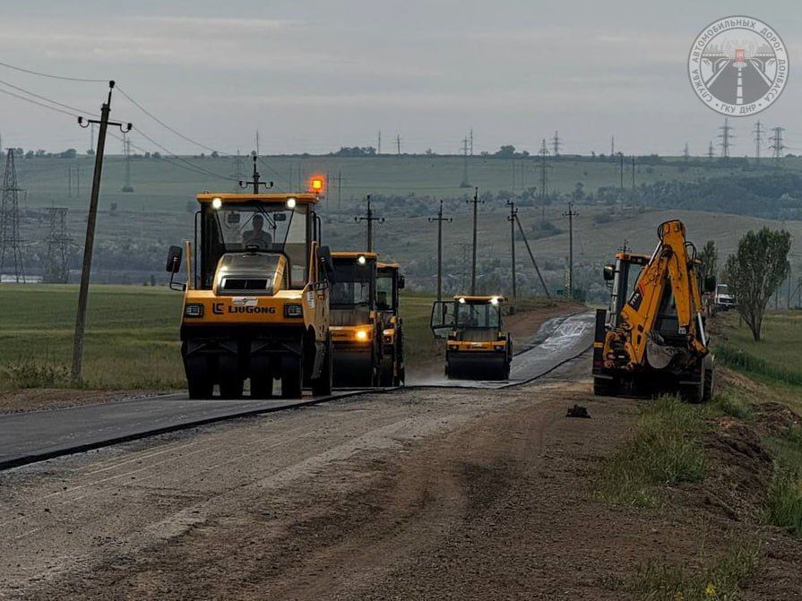 Продолжается ремонт участка 7 км автомобильной дороги Менчугово - /21К-09/ Продолжается ремонт участка 7 км автомобильной дороги Менчугово - /21К-09/