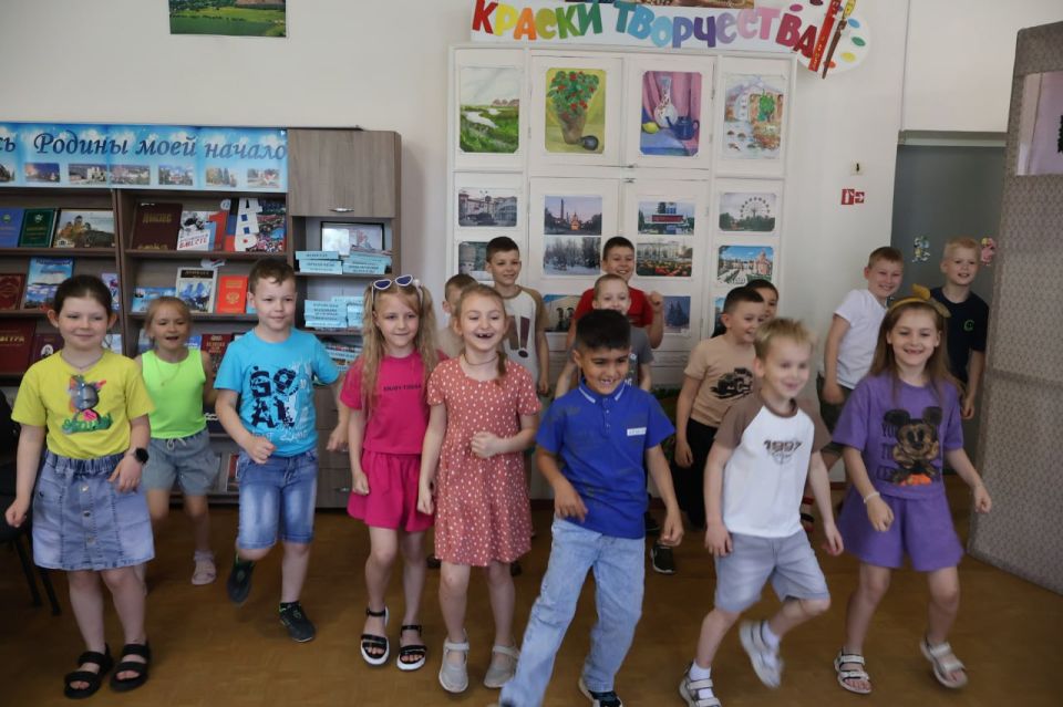 В Кировском районе состоялось игровое мероприятие приуроченное ко Дню защиты детей «Волшебная страна Детство» В Кировском районе состоялось игровое мероприятие приуроченное ко Дню защиты детей «Волшебная страна Детство»