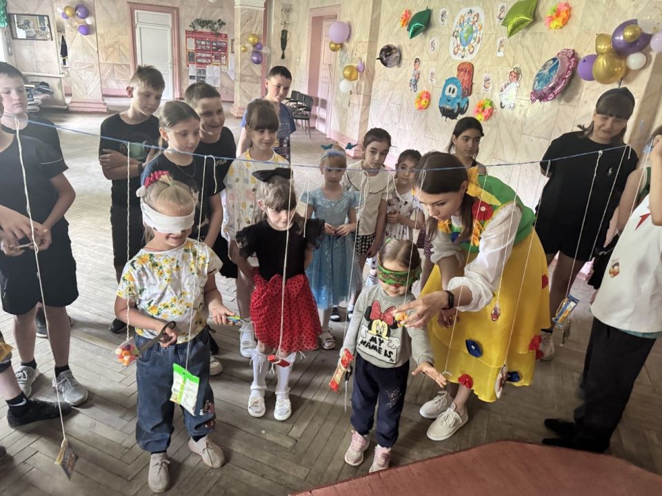 Николай Михайлов: В селе Новозарьевка состоялось мероприятие "Пусть расцветают детские улыбки" Николай Михайлов: В селе Новозарьевка состоялось мероприятие "Пусть расцветают детские улыбки"