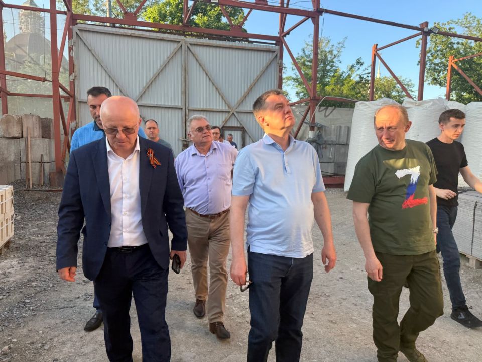 Мариуполь и Петербург развивают промышленное партнёрство Мариуполь и Петербург развивают промышленное партнёрство