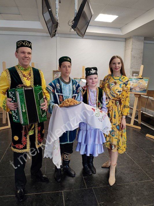 31 мая в Ростове-на-Дону состоялся Гала-концерт масштабного фестиваля, посвящённого национальным видам спорта и культуре народов – «Батыры Дона», в рамках которого также проходил и этнокультурный праздник «Сабантуй» 31 мая в Ростове-на-Дону состоялся Гала-концерт масштабного фестиваля, посвящённого национальным видам спорта и культуре народов – «Батыры Дона», в рамках которого также проходил и этнокультурный праздник «Сабантуй»