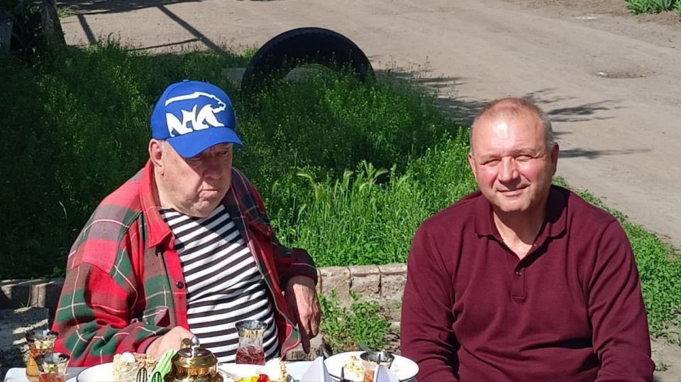 Наталья Бегуненко: Петровский район принял участие во Всероссийской акции «Международный день соседей» по партийному проекту «Школа ЖКХ» Наталья Бегуненко: Петровский район принял участие во Всероссийской акции «Международный день соседей» по партийному проекту «Школа ЖКХ»