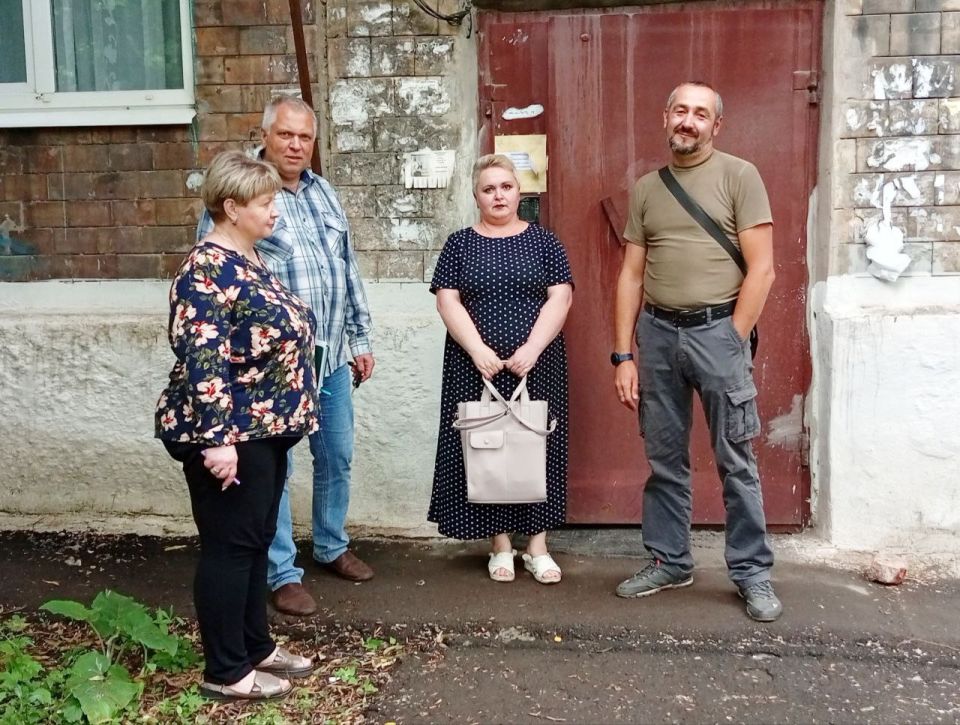 Наталья Бегуненко: В рамках проекта «УПРАВДОМ» партии Единая Россия организован комиссионный выезд в составе сотрудников Управы Петровского внутригородского района Администрации городского округа Донецк и представителей МУП...