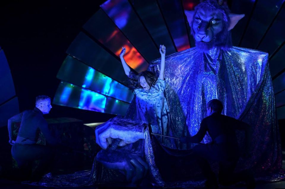 Спектакль «Аленький цветочек» из Мариуполя показали на Фестивале театров малых городов России Спектакль «Аленький цветочек» из Мариуполя показали на Фестивале театров малых городов России