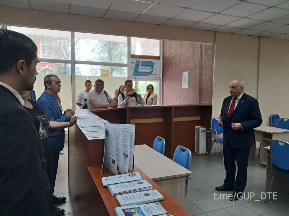 АБИТУРИЕНТОВ ДОННТУ ОЗНАКОМИЛИ С ВОЗМОЖНОСТЯМИ ТРУДОУСТРОЙСТВА В «ДОНБАССТЕПЛОЭНЕРГО» В ХОДЕ ВУЗОВСКОГО ДНЯ ОТКРЫТЫХ ДВЕРЕЙ АБИТУРИЕНТОВ ДОННТУ ОЗНАКОМИЛИ С ВОЗМОЖНОСТЯМИ ТРУДОУСТРОЙСТВА В «ДОНБАССТЕПЛОЭНЕРГО» В ХОДЕ ВУЗОВСКОГО ДНЯ ОТКРЫТЫХ ДВЕРЕЙ