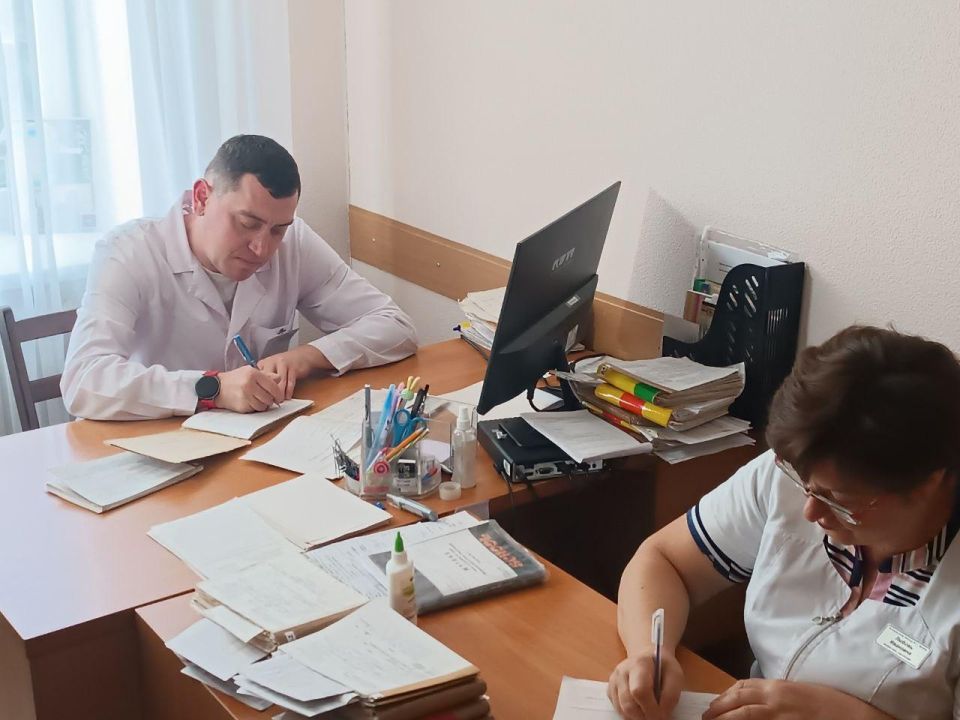 В Макеевке впервые оказывают помощь психиатры, прибывшие из Югры В Макеевке впервые оказывают помощь психиатры, прибывшие из Югры