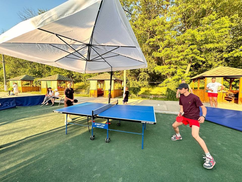 В честь Дня защиты детей на територии городского округа Торез прошел яркий и многогранный праздник под названием «Счастливое детство»