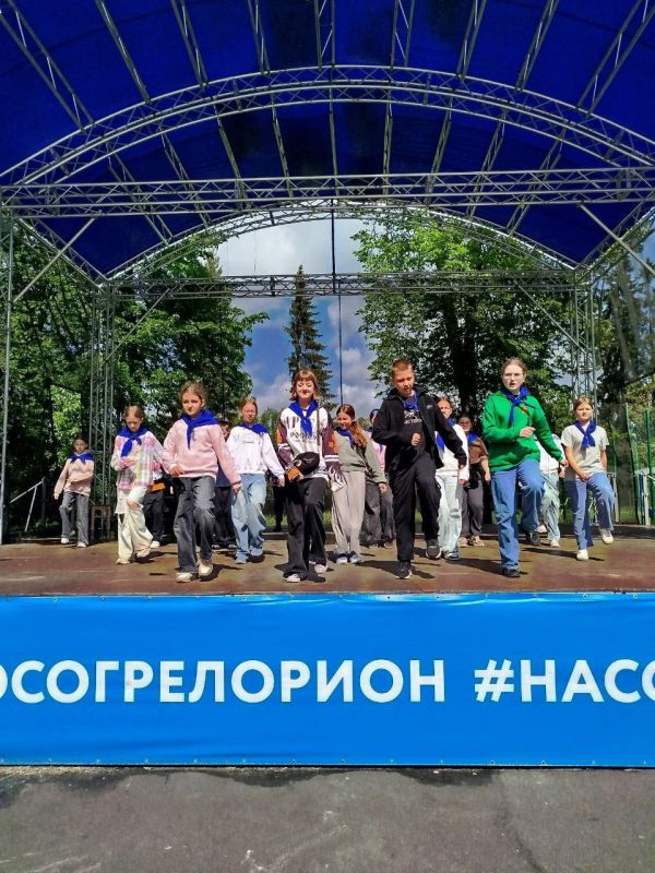 Игорь Мартынов: Благодарим шеф-регион за организацию отдыха и оздоровления детей Енакиево Игорь Мартынов: Благодарим шеф-регион за организацию отдыха и оздоровления детей Енакиево