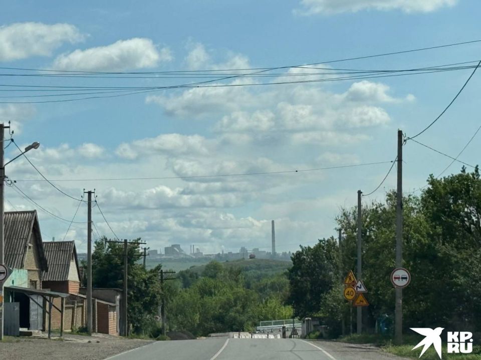 Многие гости Донецкой Народной Республики могут подумать, что Донбасс — это исключительно промышленный регион, где повсюду дымят заводские трубы, а в воздухе витает пыль от шахтных выработок Многие гости Донецкой Народной Республики могут подумать, что Донбасс — это исключительно промышленный регион, где повсюду дымят заводские трубы, а в воздухе витает пыль от шахтных выработок