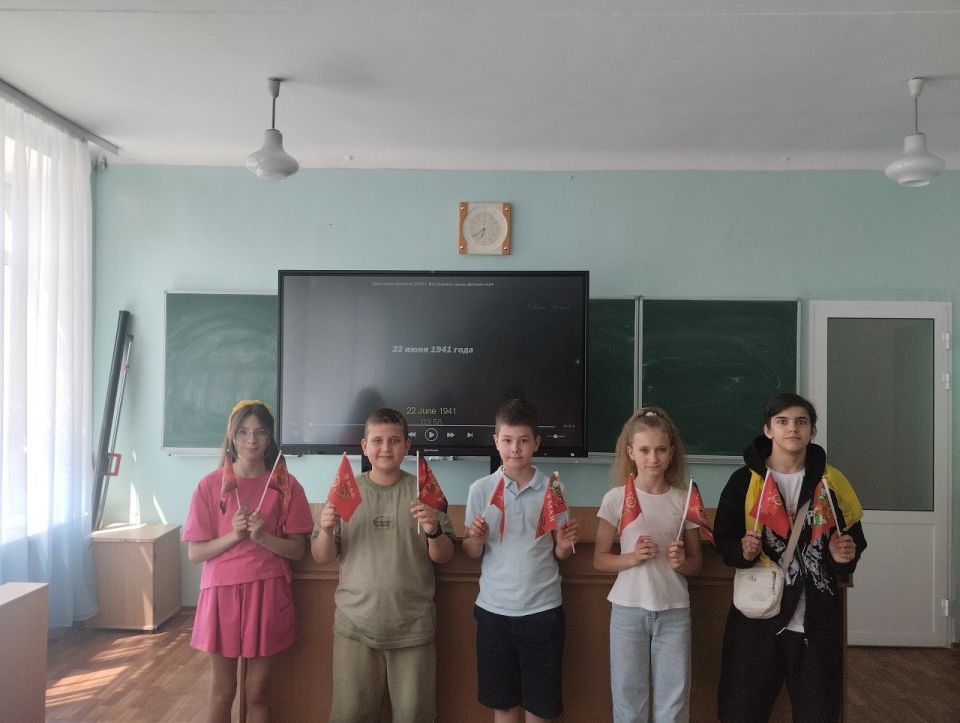 В Ждановке открылись пришкольные лагеря В Ждановке открылись пришкольные лагеря