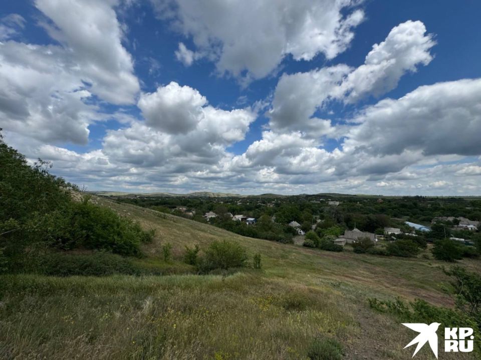 Многие гости Донецкой Народной Республики могут подумать, что Донбасс — это исключительно промышленный регион, где повсюду дымят заводские трубы, а в воздухе витает пыль от шахтных выработок