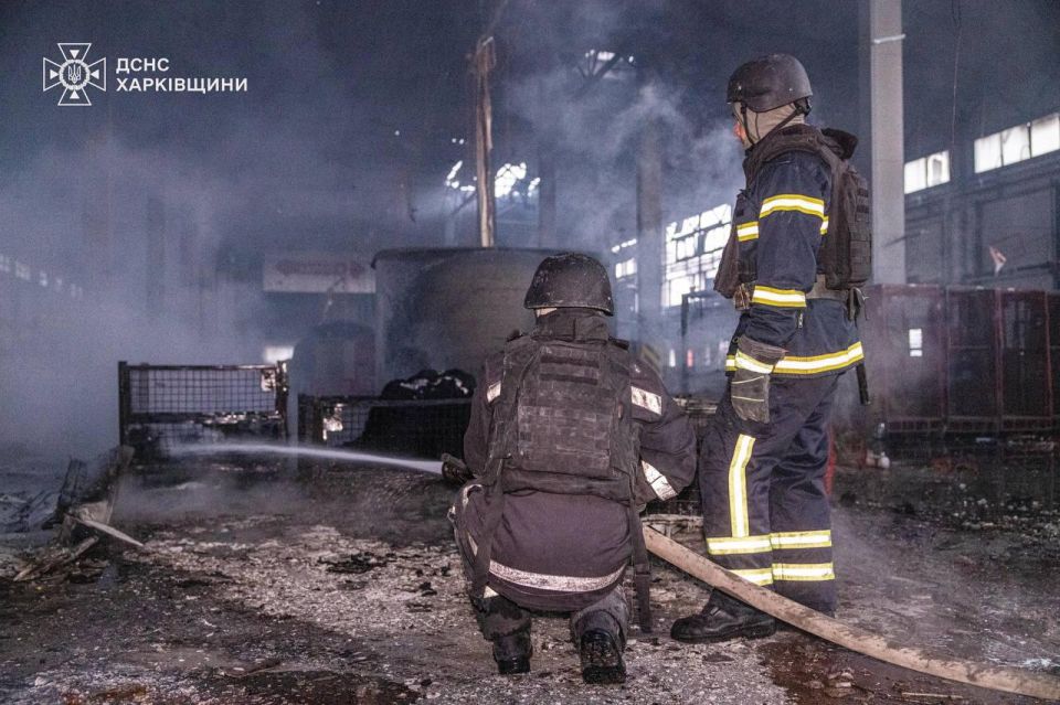 Одесса в дыму: российские дроны ударили по порту и складам – логистика ВСУ под огнем Одесса в дыму: российские дроны ударили по порту и складам – логистика ВСУ под огнем