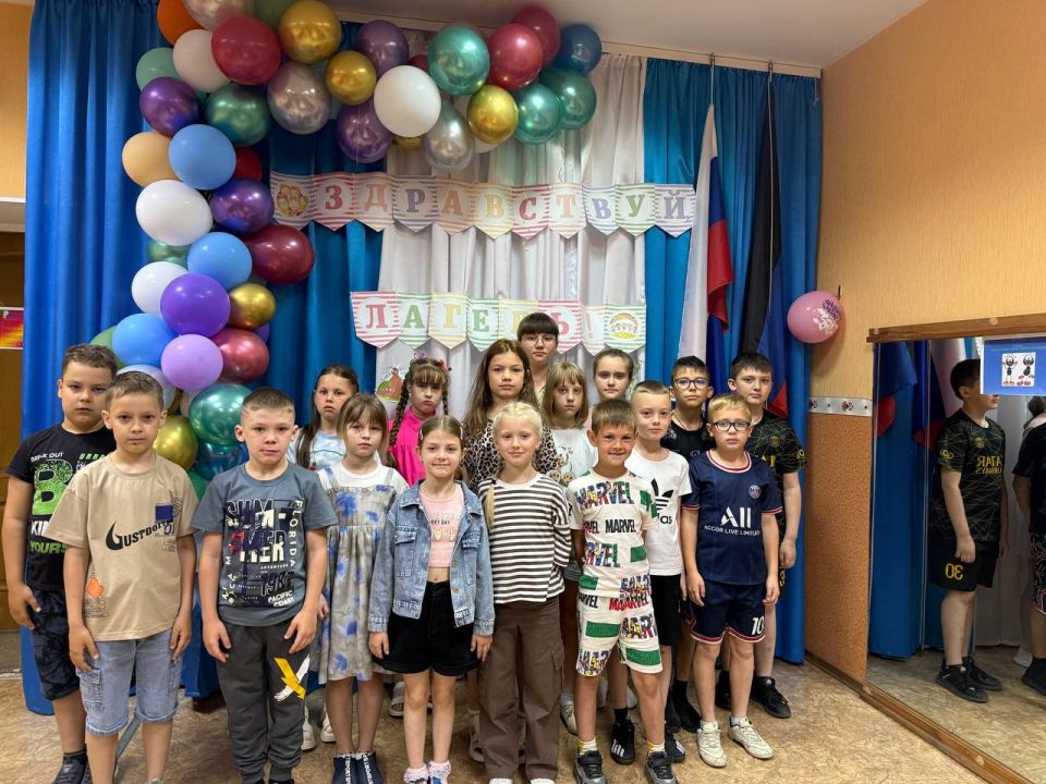 В Ждановке открылись пришкольные лагеря В Ждановке открылись пришкольные лагеря