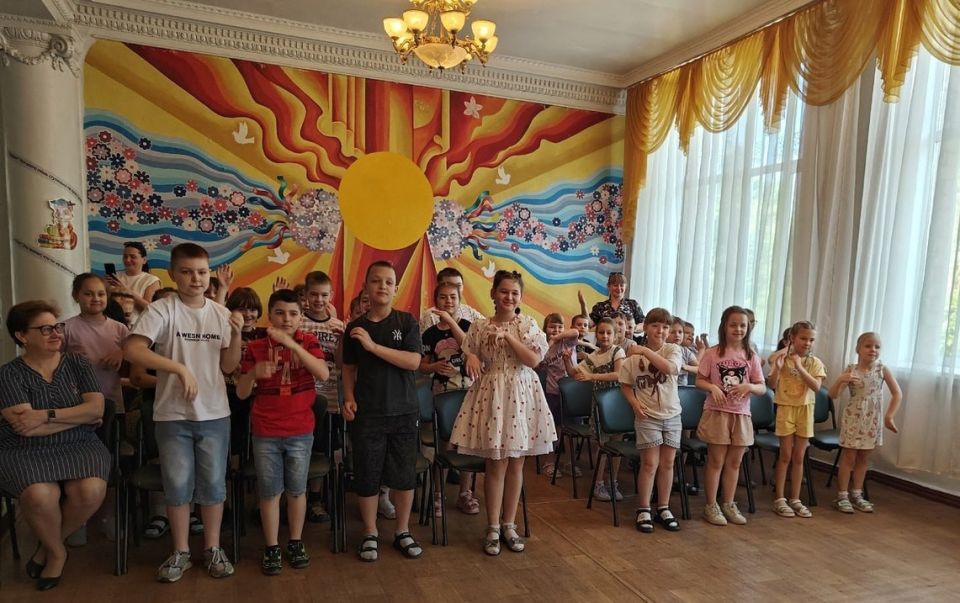 В Шахтерском муниципальном округе сегодня начали свою работу еще 5 пришкольных лагерей и 11 досуговых площадок В Шахтерском муниципальном округе сегодня начали свою работу еще 5 пришкольных лагерей и 11 досуговых площадок