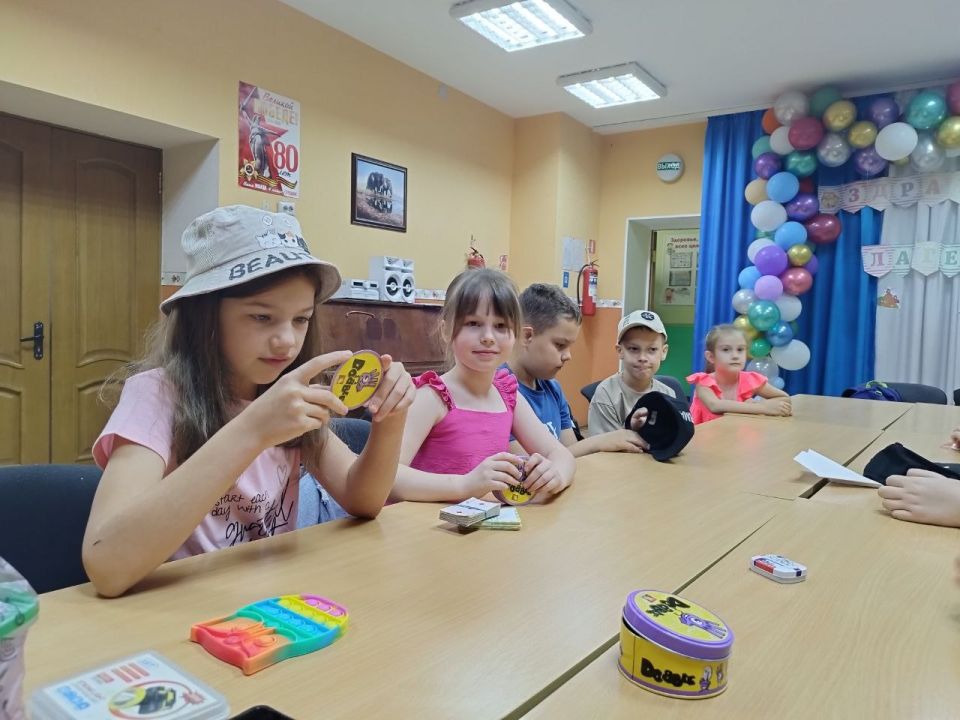 В Ждановке открылись пришкольные лагеря В Ждановке открылись пришкольные лагеря