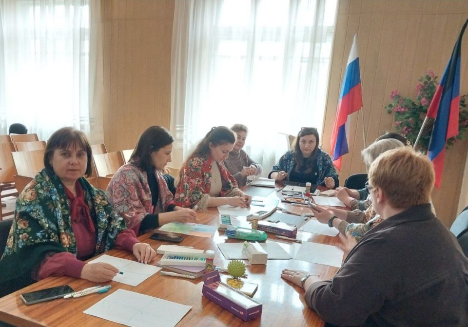 Психологи "СПЦ "ТОЧКА ОПОРЫ" постоянно повышают свой профессиональный уровень: Психологи "СПЦ "ТОЧКА ОПОРЫ" постоянно повышают свой профессиональный уровень:
