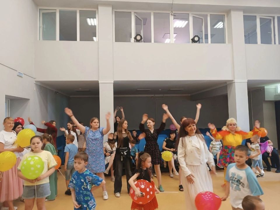 В Еленовском доме культуры состоялся праздник в честь Дня защиты детей! В Еленовском доме культуры состоялся праздник в честь Дня защиты детей!