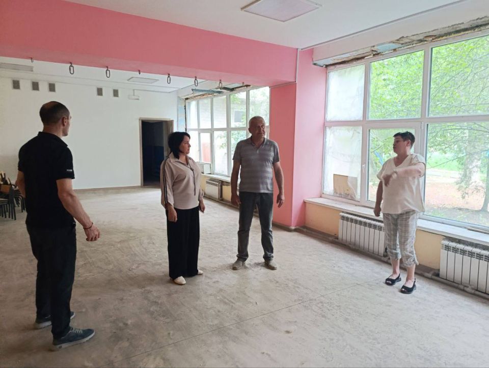 Встреча с трудовым коллективом Владимировского Дома культуры Встреча с трудовым коллективом Владимировского Дома культуры