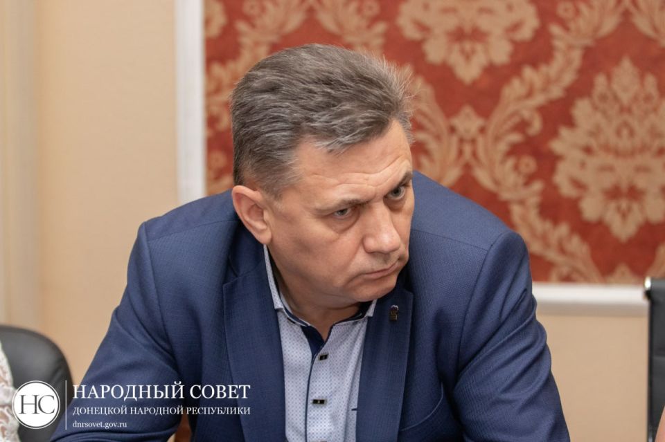 Нехватка кадров в коммунальной сфере стала темой расширенного заседания Комитета по ЖКХ Нехватка кадров в коммунальной сфере стала темой расширенного заседания Комитета по ЖКХ