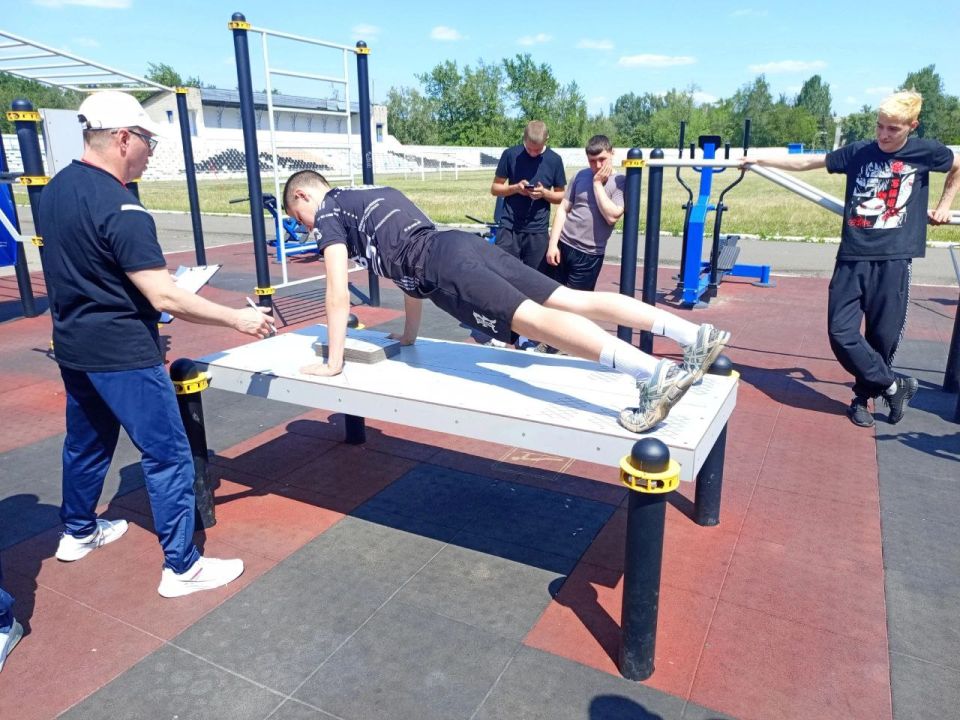 В Донецкой Народной Республике дан старт акции «Спортивный Донбасс» В Донецкой Народной Республике дан старт акции «Спортивный Донбасс»