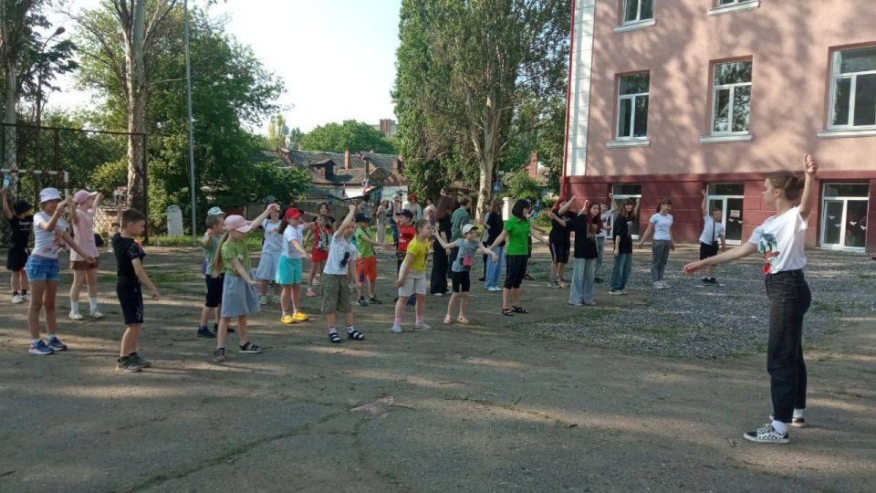 Бодрое утро в пришкольных лагерях! Бодрое утро в пришкольных лагерях!