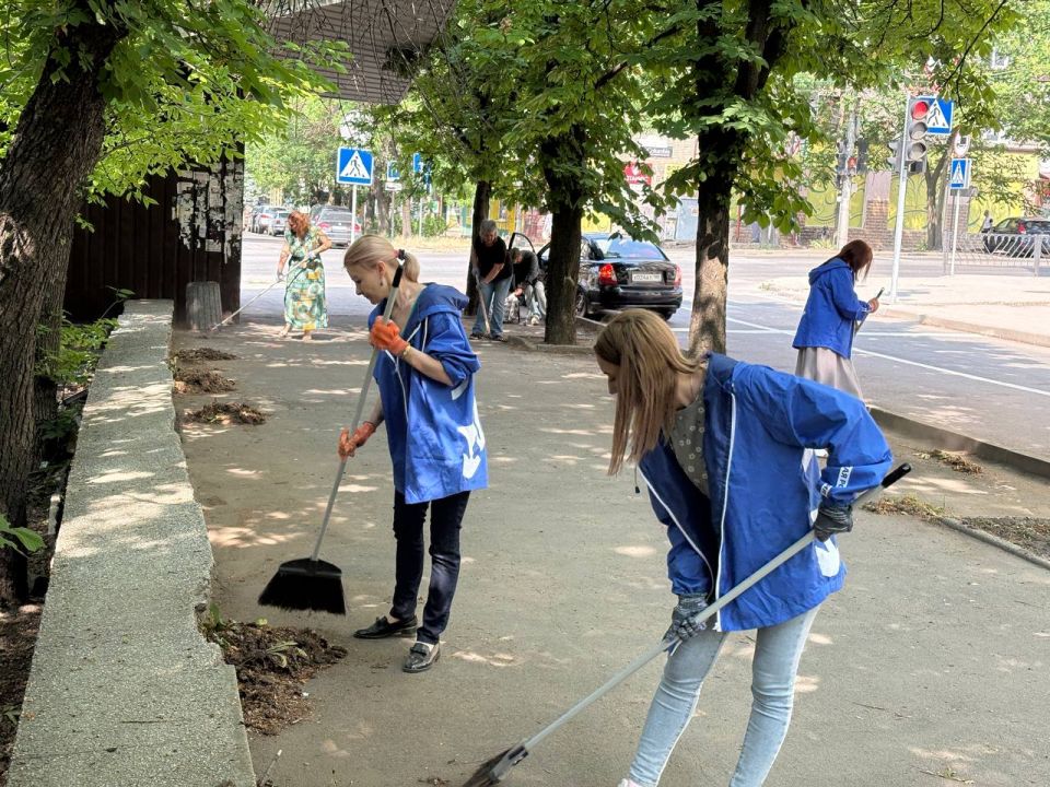 Сделаем улицы нашего любимого города чище! Сделаем улицы нашего любимого города чище!