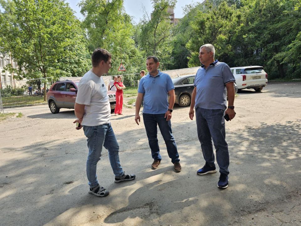 Встреча с населением на подведомственной территории Встреча с населением на подведомственной территории