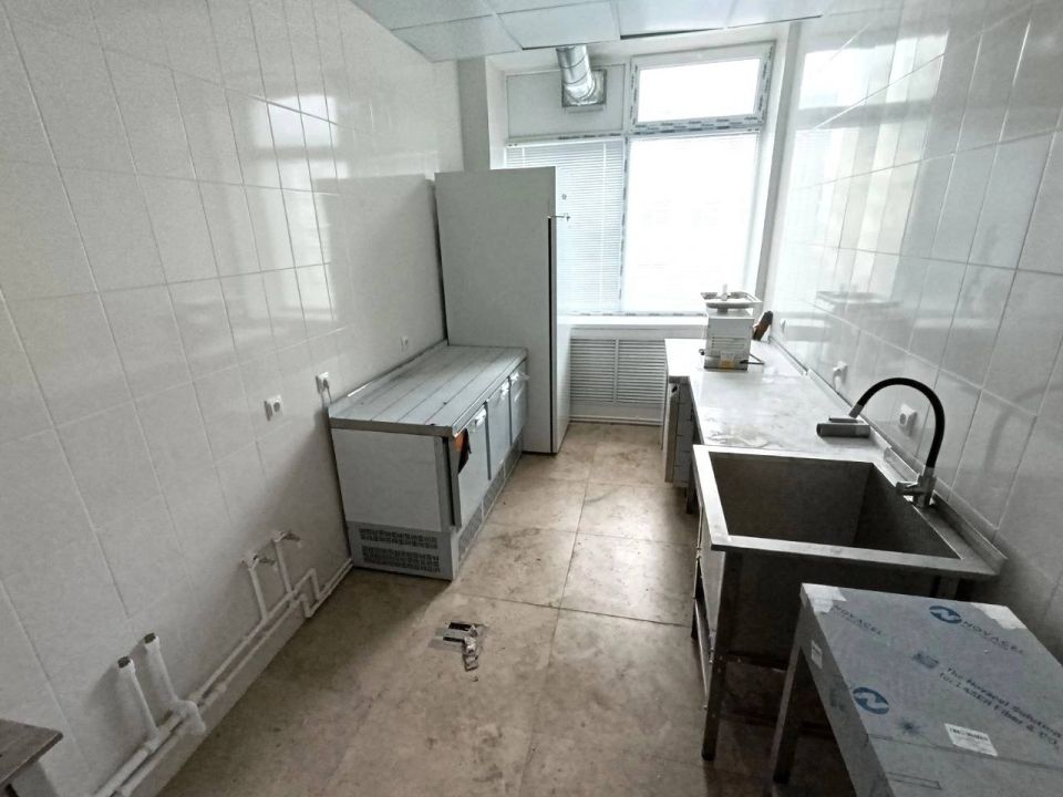 Донецкой Народной Республике продолжают кампанию по восстановлению объектов образования Донецкой Народной Республике продолжают кампанию по восстановлению объектов образования