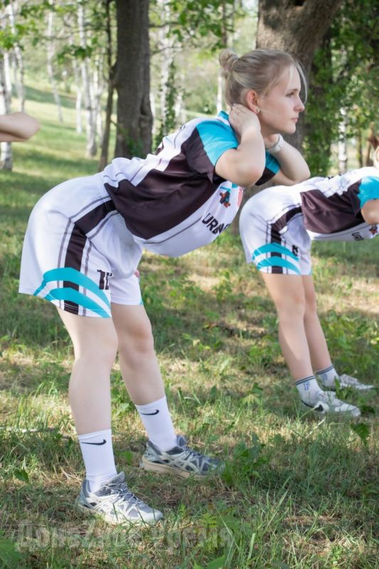 Для молодых и не очень: в Донецке регулярно проводят бесплатные занятия по пилатесу Для молодых и не очень: в Донецке регулярно проводят бесплатные занятия по пилатесу