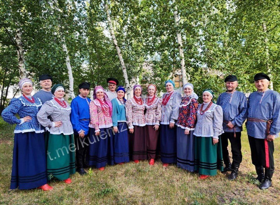 Культурное богатство. Народный вокальный ансамбль «Сударушки» был основан в 1985 году Культурное богатство. Народный вокальный ансамбль «Сударушки» был основан в 1985 году
