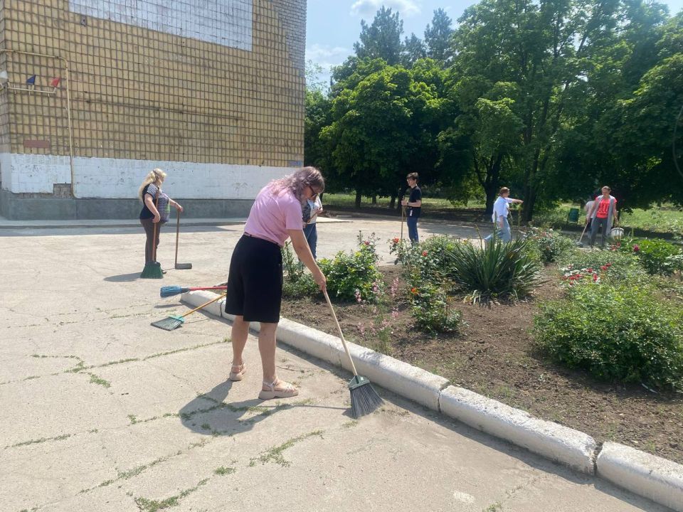 Кировчане снова объединились для наведения чистоты и порядка в городе Кировчане снова объединились для наведения чистоты и порядка в городе