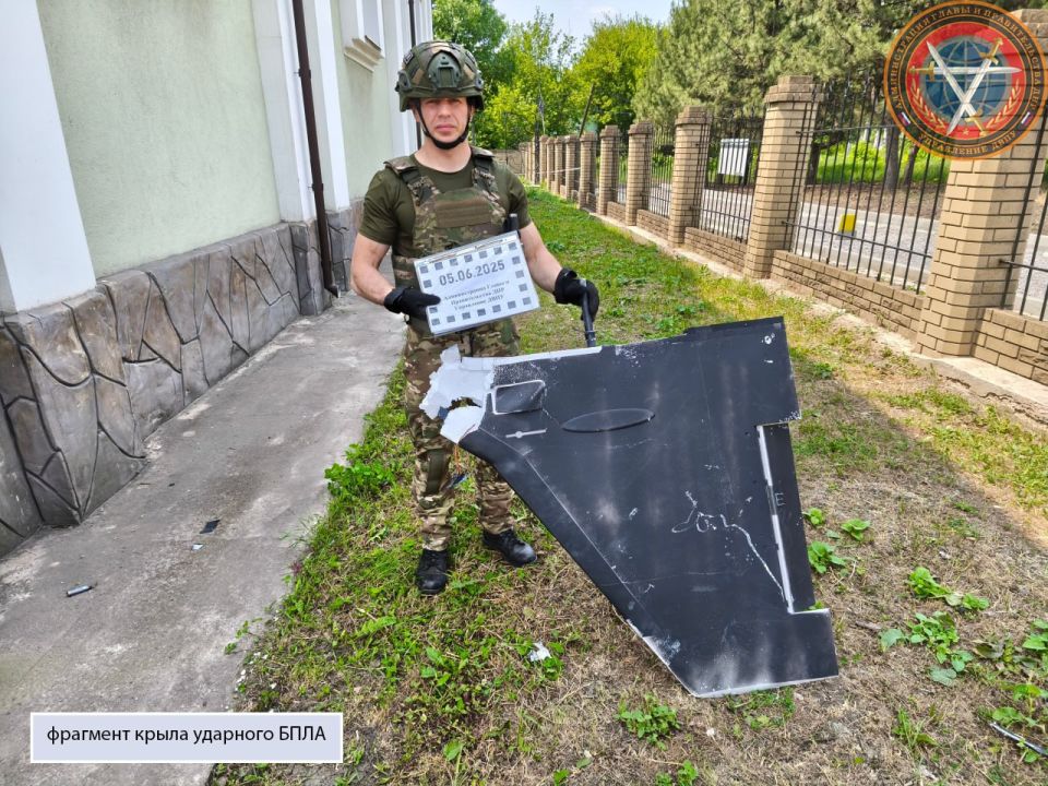 Последствия атаки ВФУ ударным БПЛА городского округа Донецк ночью 05.06.2025 г Последствия атаки ВФУ ударным БПЛА городского округа Донецк ночью 05.06.2025 г