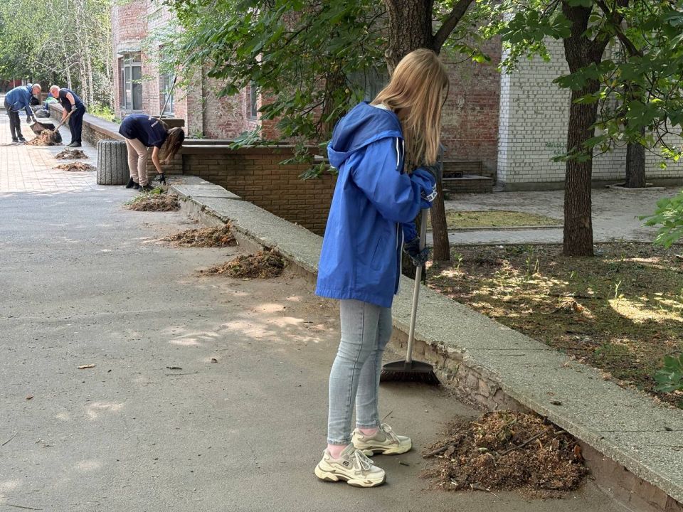 Сделаем улицы нашего любимого города чище! Сделаем улицы нашего любимого города чище!