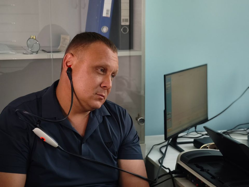 Специалисты-сурдологи из ФМБА России продолжают обследовать ветеранов в ДНР Специалисты-сурдологи из ФМБА России продолжают обследовать ветеранов в ДНР