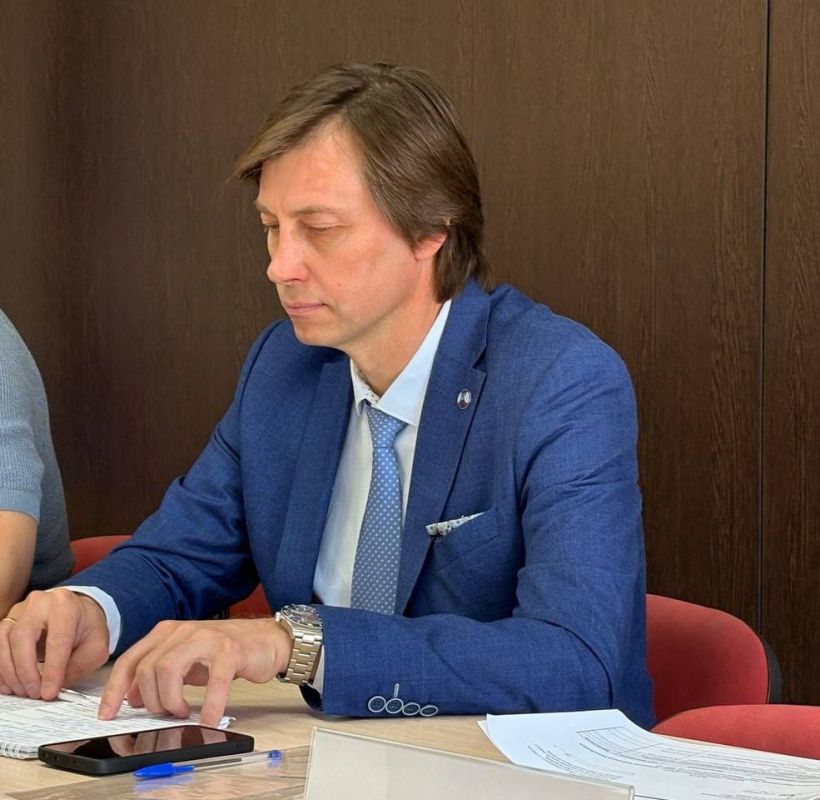 Депутаты Ясиноватского муниципального совета приняли участие в первом заседании Общественного совета при главе муниципального образования Ясиноватский муниципальный округ Депутаты Ясиноватского муниципального совета приняли участие в первом заседании Общественного совета при главе муниципального образования Ясиноватский муниципальный округ