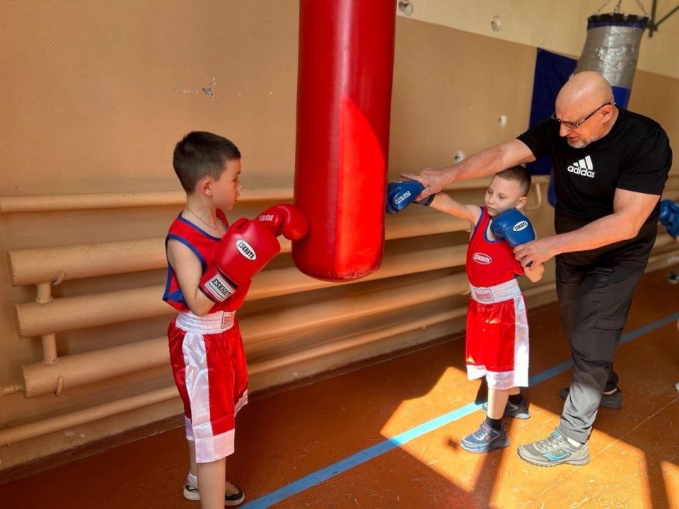 Месячник спорта "Спортивный Донбасс" стартовал в Ясиноватой Месячник спорта "Спортивный Донбасс" стартовал в Ясиноватой