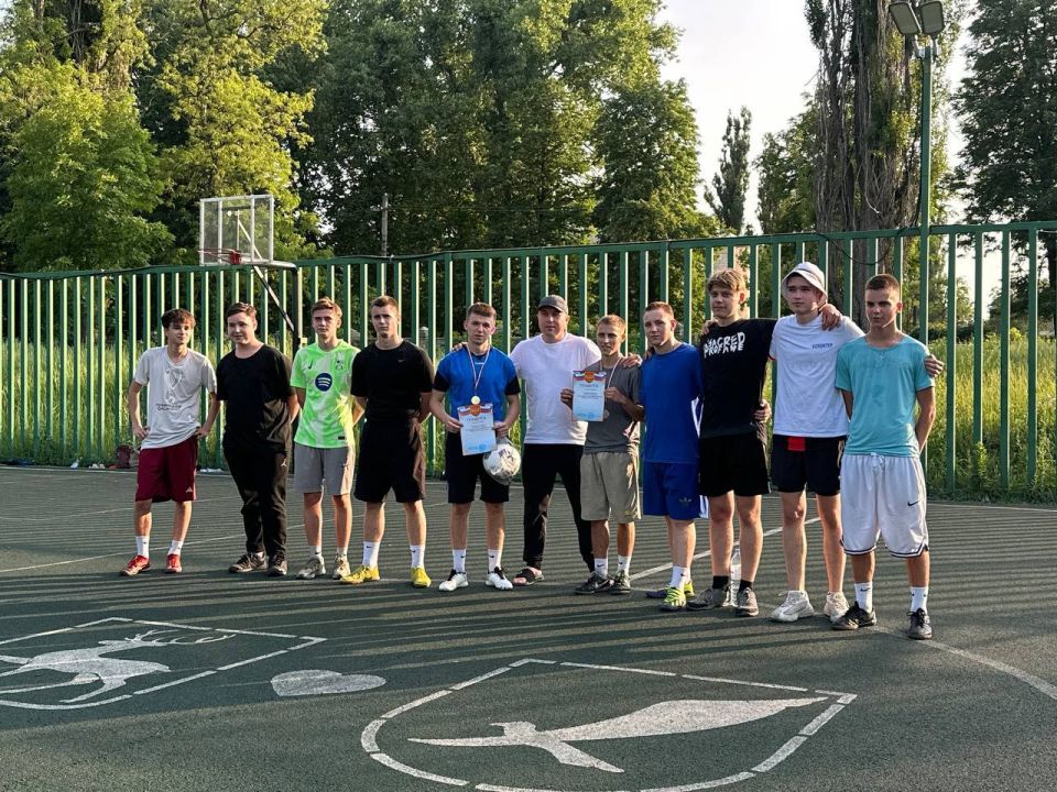 Турнир по футболу среди молодежи округа Турнир по футболу среди молодежи округа