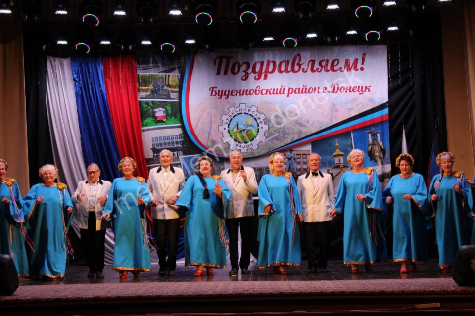 Культурное богатство. Особую нишу в культурной жизни города занимают коллективы, которые основала и долгие годы возглавляла Людмила Архимандритова — заслуженный работник культуры, кавалер Ордена Княгини Ольги III степени... Культурное богатство. Особую нишу в культурной жизни города занимают коллективы, которые основала и долгие годы возглавляла Людмила Архимандритова — заслуженный работник культуры, кавалер Ордена Княгини Ольги III степени...