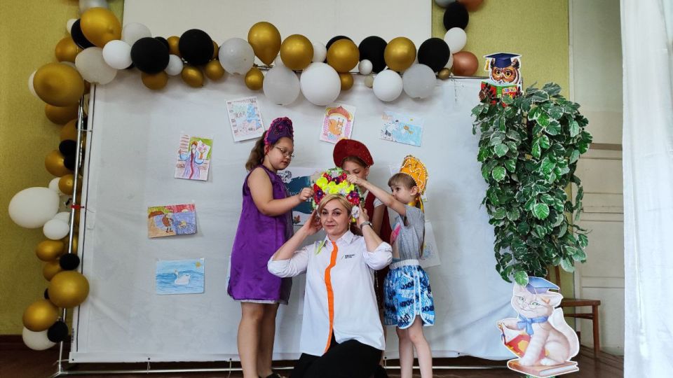 День русского языка. Ежегодно 6 июня в России отмечается День русского языка. Эта дата выбрана неслучайно: именно в этот день в 1799 году родился великий русский поэт, основоположник современного русского литературного... День русского языка. Ежегодно 6 июня в России отмечается День русского языка. Эта дата выбрана неслучайно: именно в этот день в 1799 году родился великий русский поэт, основоположник современного русского литературного...
