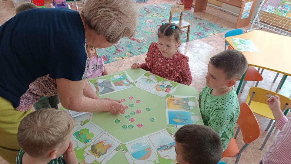 Александр Качанов: Докучаевск присоединился к экоакции «Марафон зеленых дел» Александр Качанов: Докучаевск присоединился к экоакции «Марафон зеленых дел»