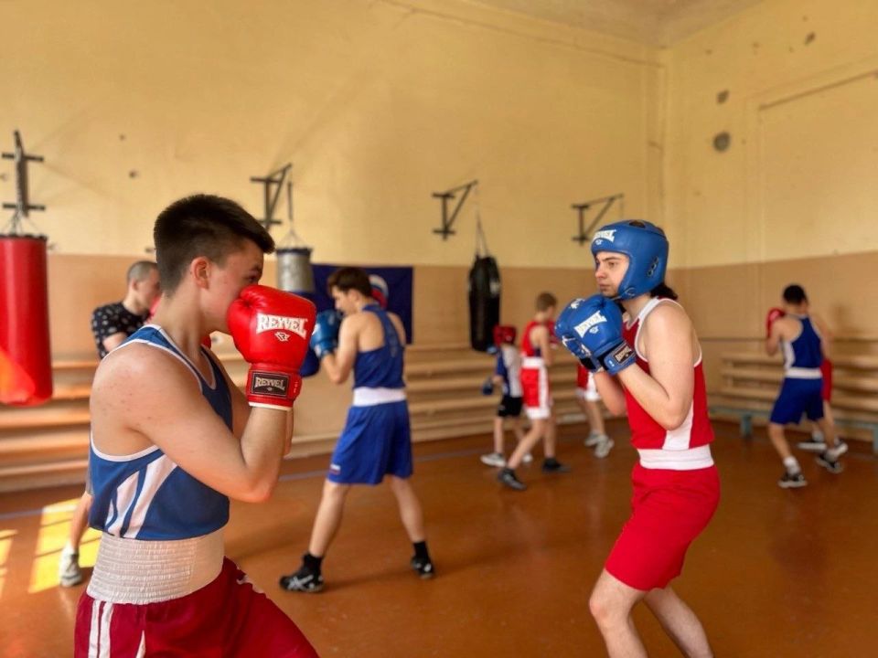 Месячник спорта "Спортивный Донбасс" стартовал в Ясиноватой Месячник спорта "Спортивный Донбасс" стартовал в Ясиноватой