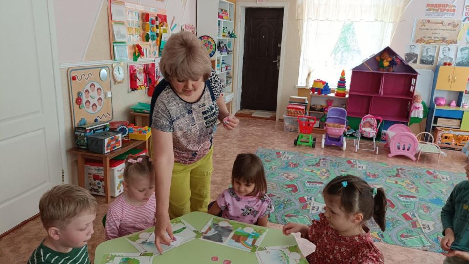 Докучаевск присоединился к экоакции «Марафон зеленых дел» Докучаевск присоединился к экоакции «Марафон зеленых дел»