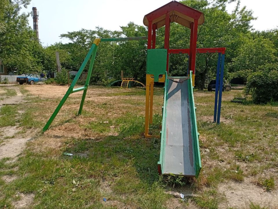 В Кировском внутригородском районе продолжаются работы В Кировском внутригородском районе продолжаются работы