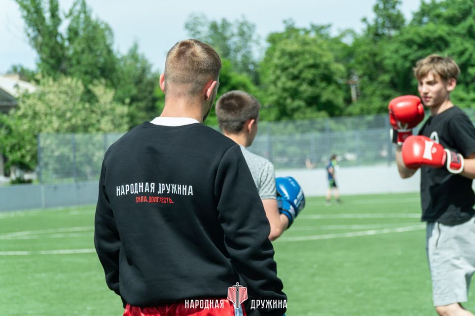 Продолжаем воспитывать через спорт Продолжаем воспитывать через спорт