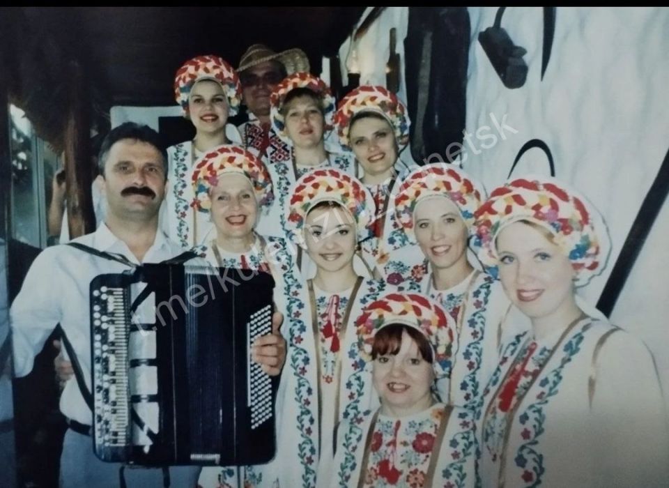 Культурное богатство. Народный вокальный коллектив «Театр песни «Шахтарочка» был создан Людмилой Архимандритовой 15 июля 1963 года Культурное богатство. Народный вокальный коллектив «Театр песни «Шахтарочка» был создан Людмилой Архимандритовой 15 июля 1963 года