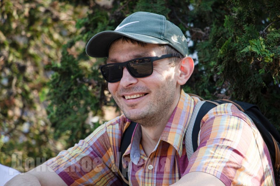 Читали стихи Пушкина, Блока и не только: в Донецке прошел вечер русской поэзии Читали стихи Пушкина, Блока и не только: в Донецке прошел вечер русской поэзии