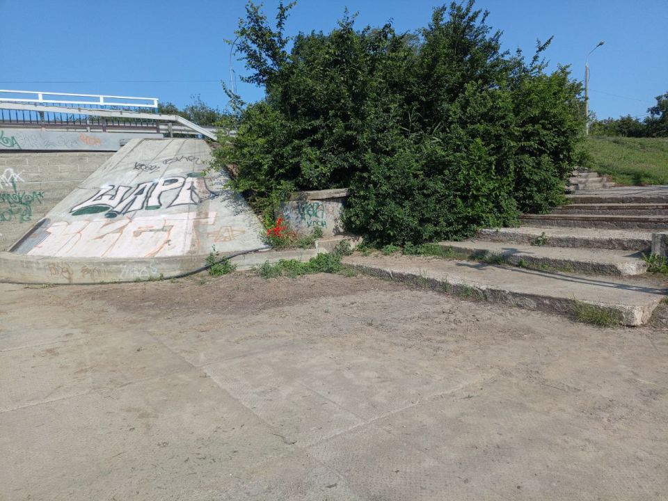 При поддержке сектора экологии Администрации городского округа Мариуполь сегодня состоялась всероссийская акция "Вода России" При поддержке сектора экологии Администрации городского округа Мариуполь сегодня состоялась всероссийская акция "Вода России"