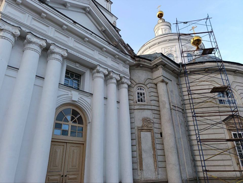 ВСУ ударили по собору в Троицу ВСУ ударили по собору в Троицу