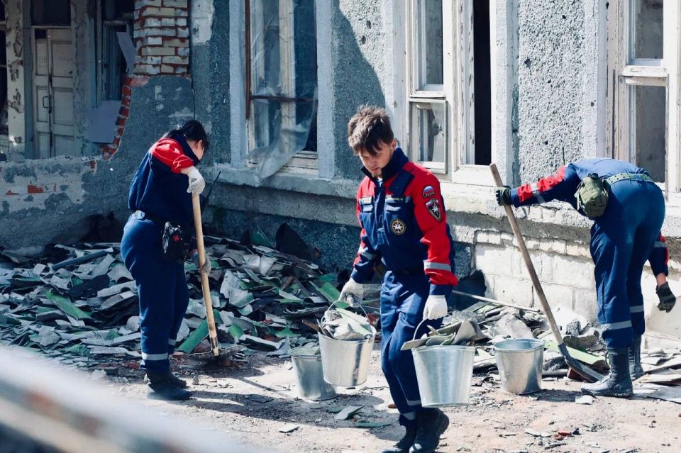 Завершена гуманитарная миссия в Никольском монастыре под Угледаром Завершена гуманитарная миссия в Никольском монастыре под Угледаром